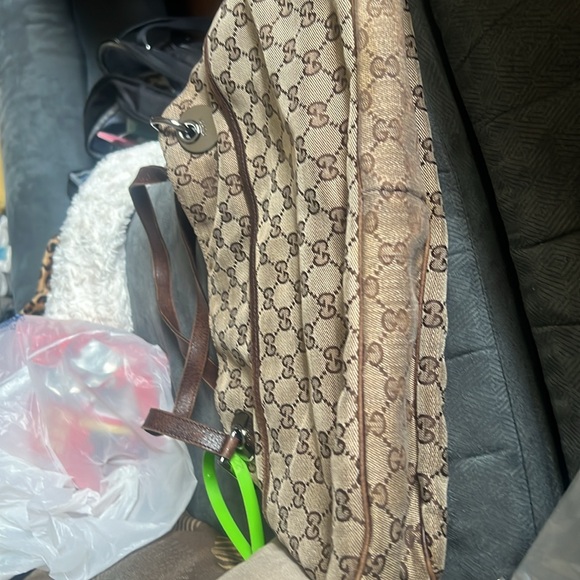 Gucci small tote-project bag. Hardware in good condition. Authentic. - Picture 6 of 12